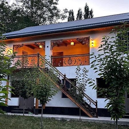 Hayat Guesthouse Nuratau Mountain Yukary-Ukhum 外观 照片
