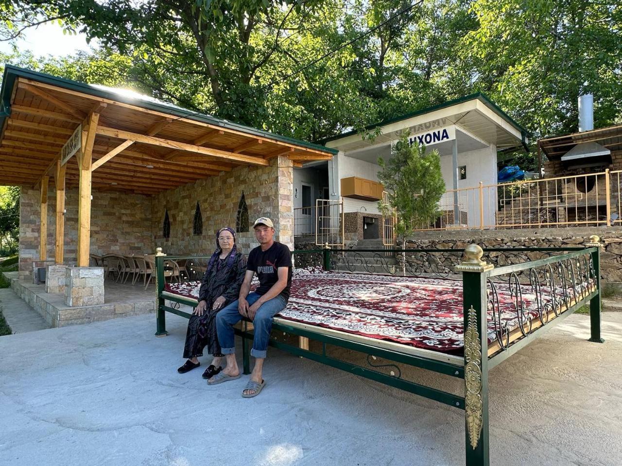 Hayat Guesthouse Nuratau Mountain Yukary-Ukhum 外观 照片