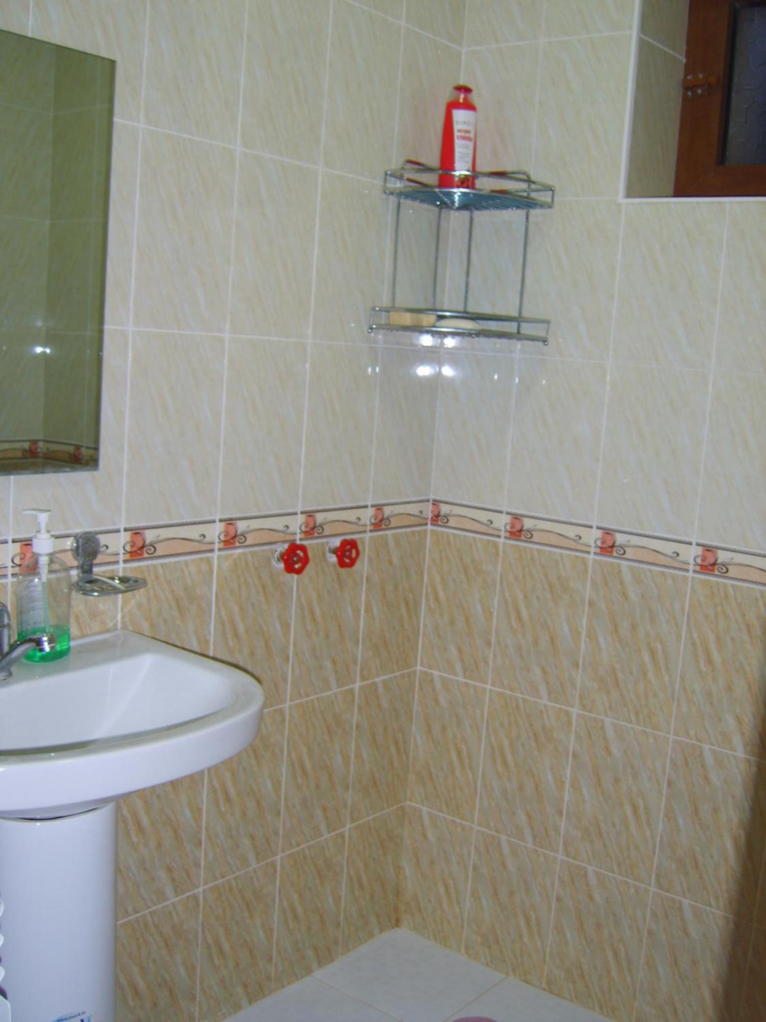 Hayat Guesthouse Nuratau Mountain Yukary-Ukhum 外观 照片